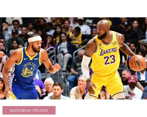 湖人逆转勇士詹姆斯砍下三双引爆全场热议赛季新高助球队稳居西部前列