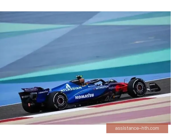 F1赛季最新动态解析各车队争夺积分激烈竞争揭秘